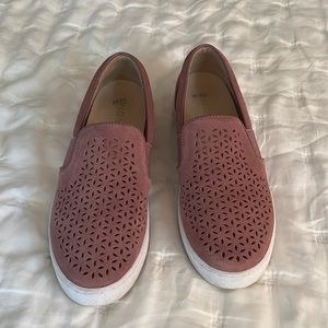 Vionic Perforated Slip On Sneakers USA Size 7